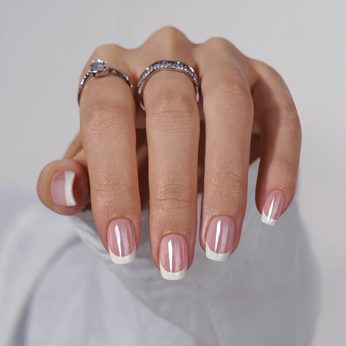 BTArtbox Press On Nails, Short Almond French Tip Nails, 32Pcs Full Kit