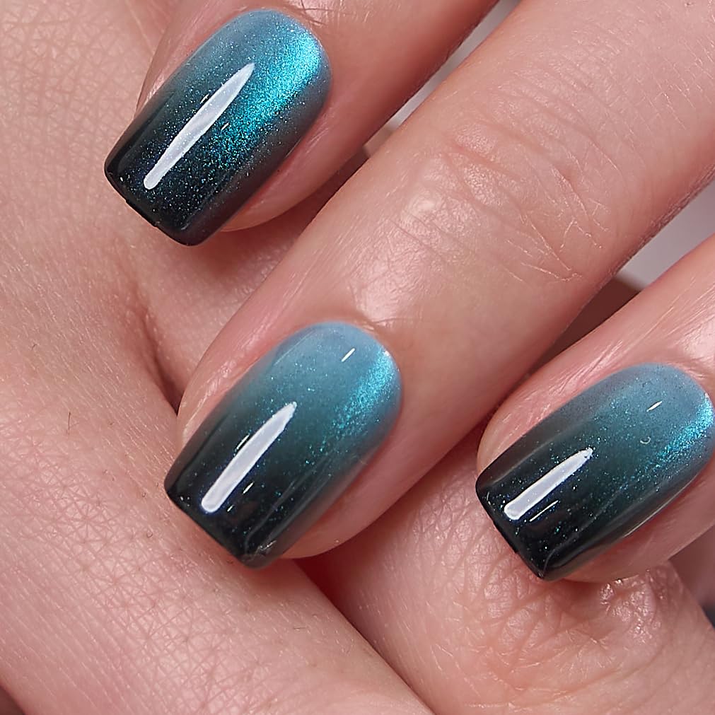 CurvLife Short Square Ombre Cat Eye Press On Nails, Obsidian Fade Black