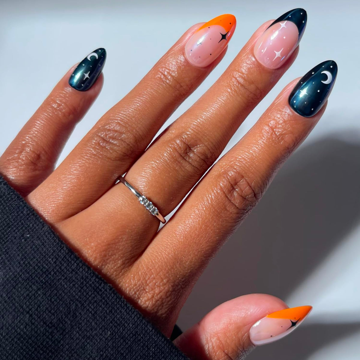 Glamnetic Halloween Press On Nails, Short Oval Cat-Eye, Bitter Orange