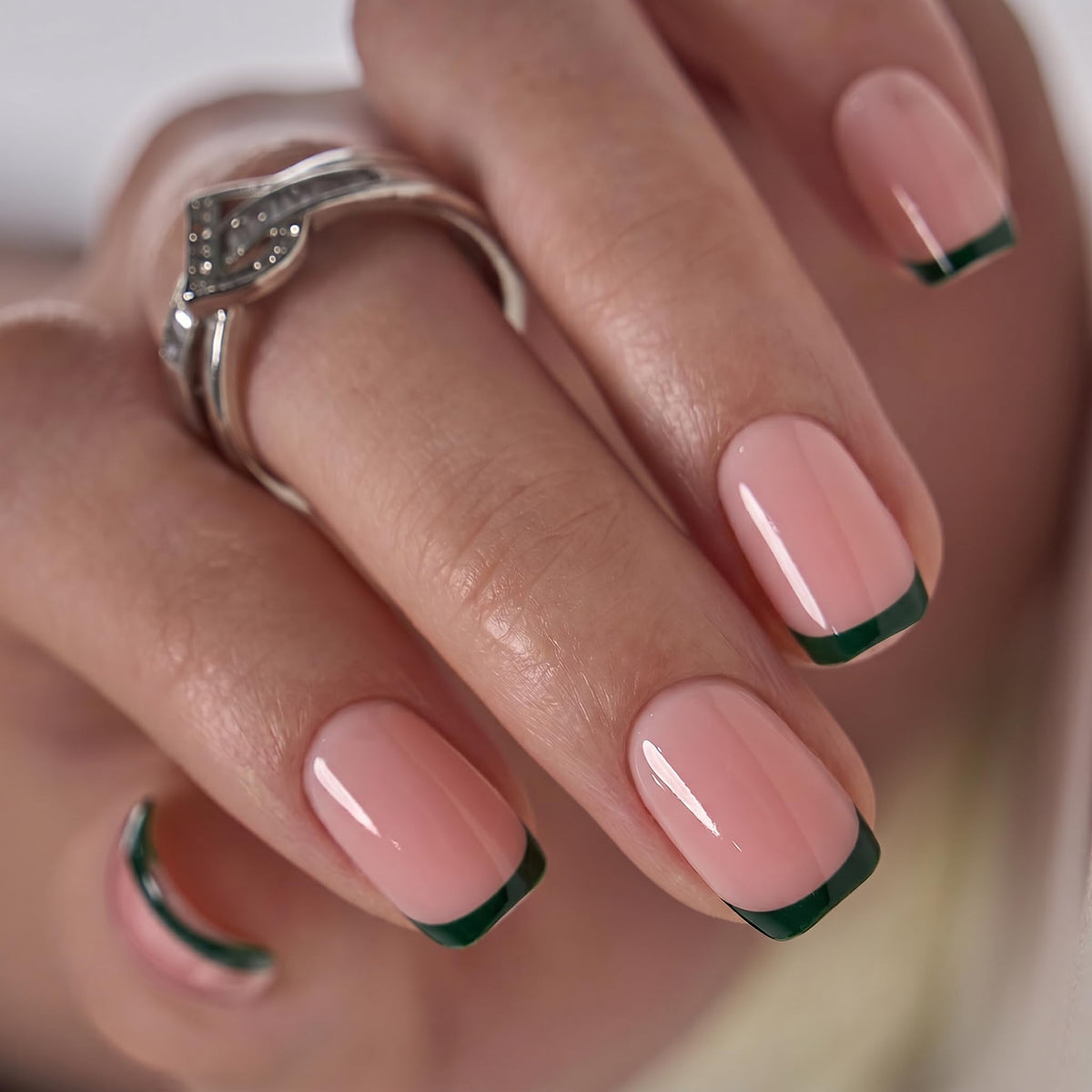 CurvLife Short Square Ombre Cat Eye Press On Nails, Obsidian Fade Black