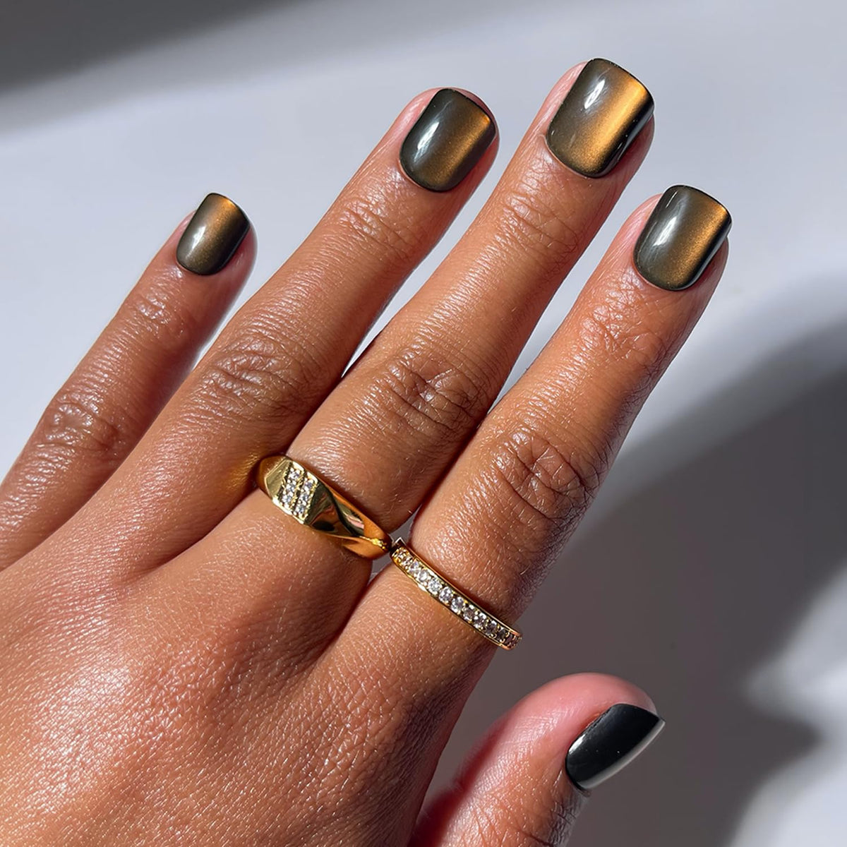 Glamnetic Halloween Press On Nails, Short Oval Cat-Eye, Bitter Orange