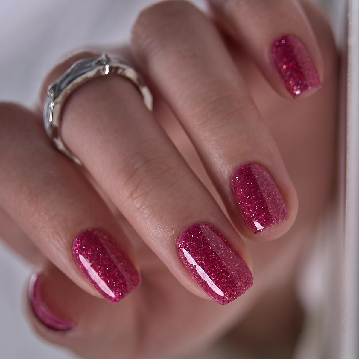 CurvLife Short Square Ombre Cat Eye Press On Nails, Obsidian Fade Black