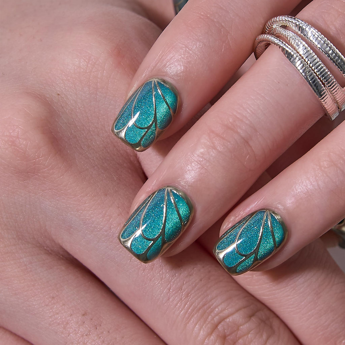 CurvLife Short Square Ombre Cat Eye Press On Nails, Obsidian Fade Black